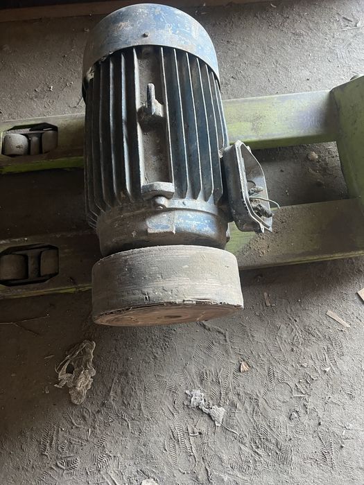 Motor slefuitor, lustruit, polizare, 15 kw . 1.000 rpm