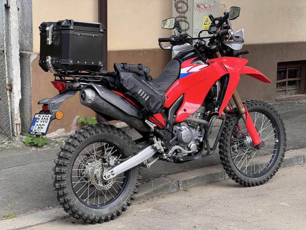 Honda CRF 300L Rally 2021 ABS - motocicleta dual sport de expeditie