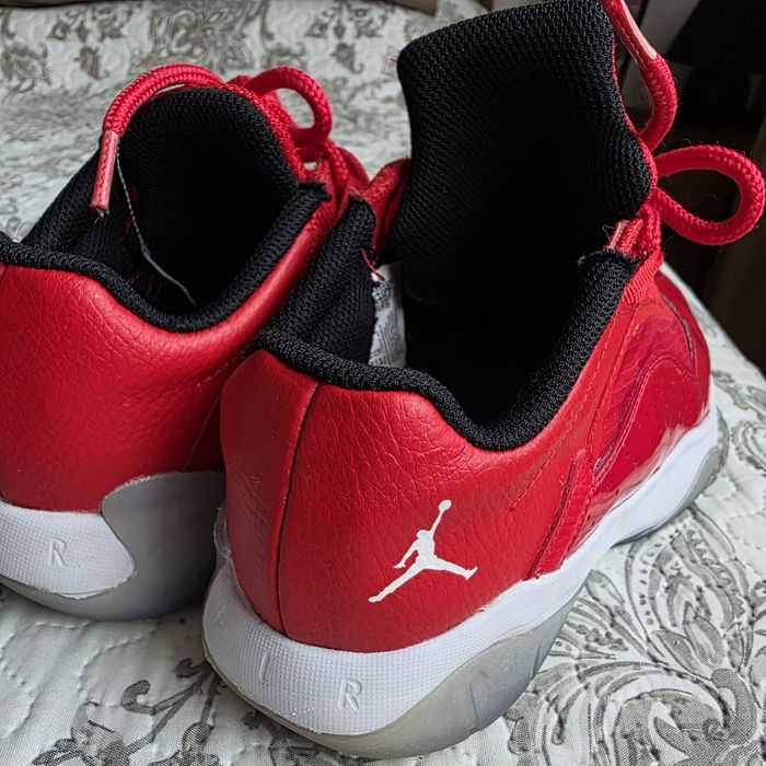 Маратонки Nike Air Jordan 11 Cmft Low