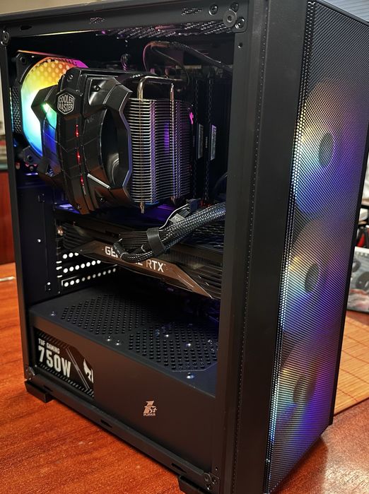 Геймърски компютър, full hd, Intel i7, rtx 3070, 16gb