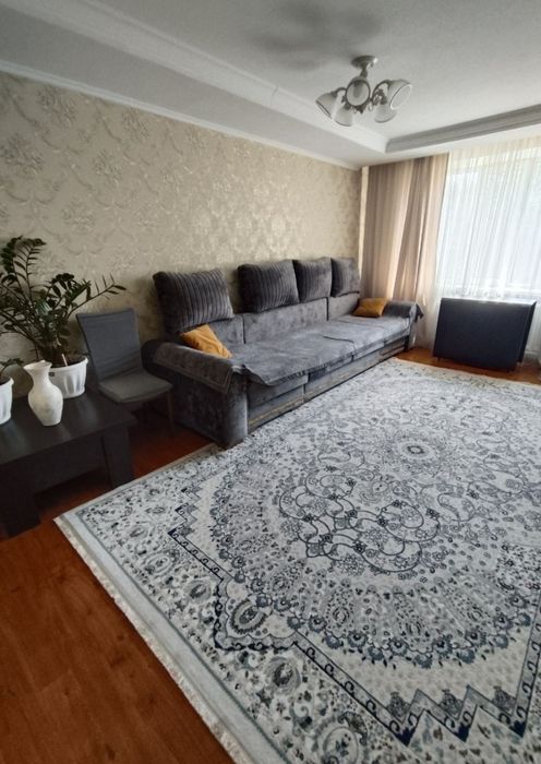 Сдам квартиру 3- комнатную