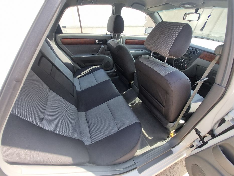 Lacetti 2009г.в 2-позиция.