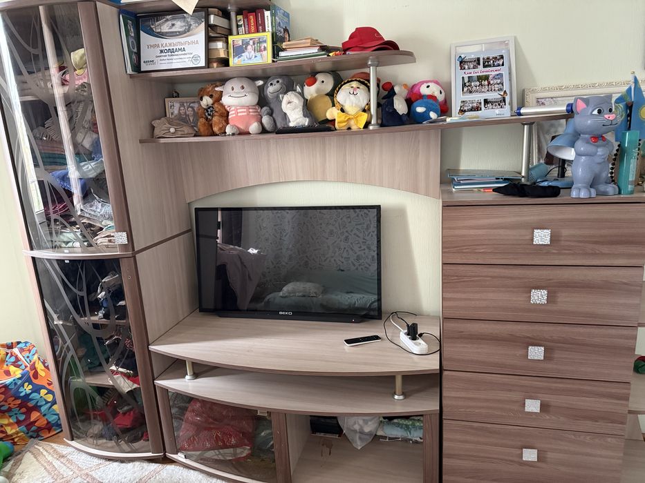 Гарнитур мебель