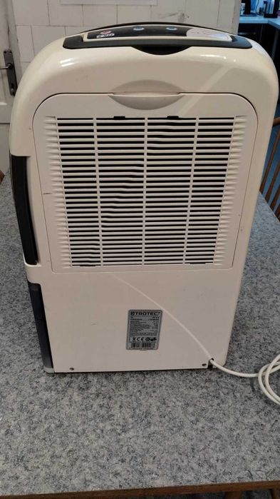 Dezumidificator Trotec TTK70S, 24 litri/zi, 150mc/h pt spatii de 50mp