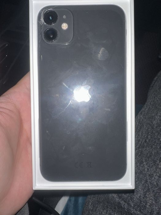 Айфон 11 64/75 срочноо