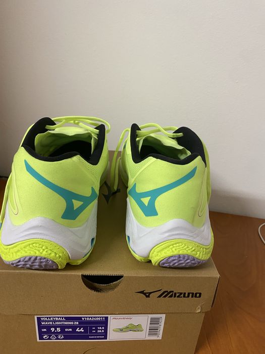 vand adidasi WAVE LIGHTING Z8