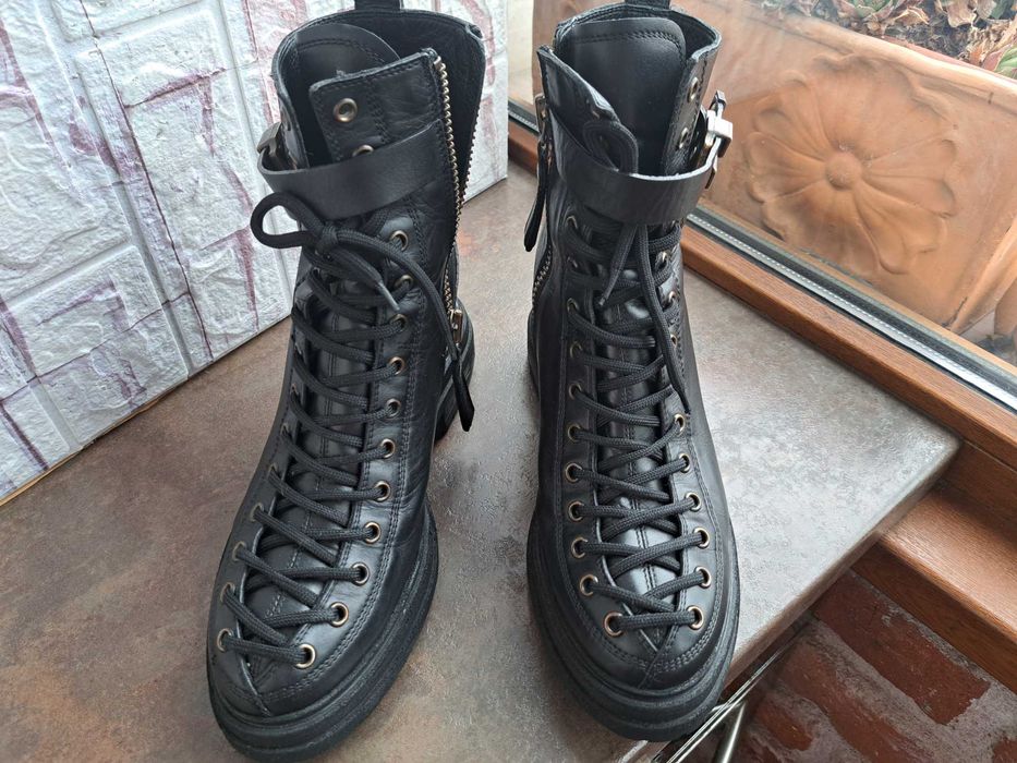 дамски ботуши,зимни обувки,боти на платформа,кубинки,Musette номер39