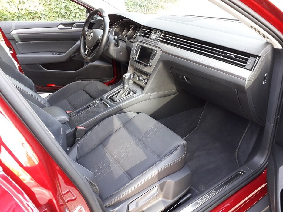 VW Passat Alltrack B8 Auto 190CP