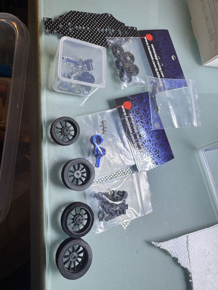 Automodel scara 1/27 glr ca miniz