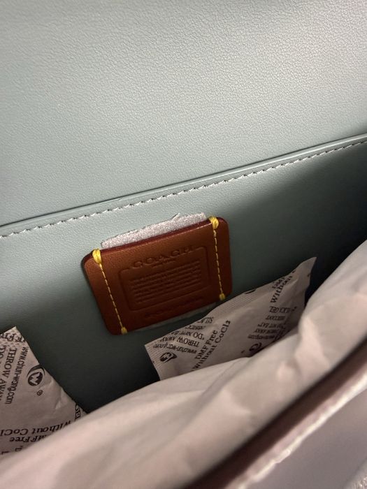 Coach wyn Crossbody shoulder bag