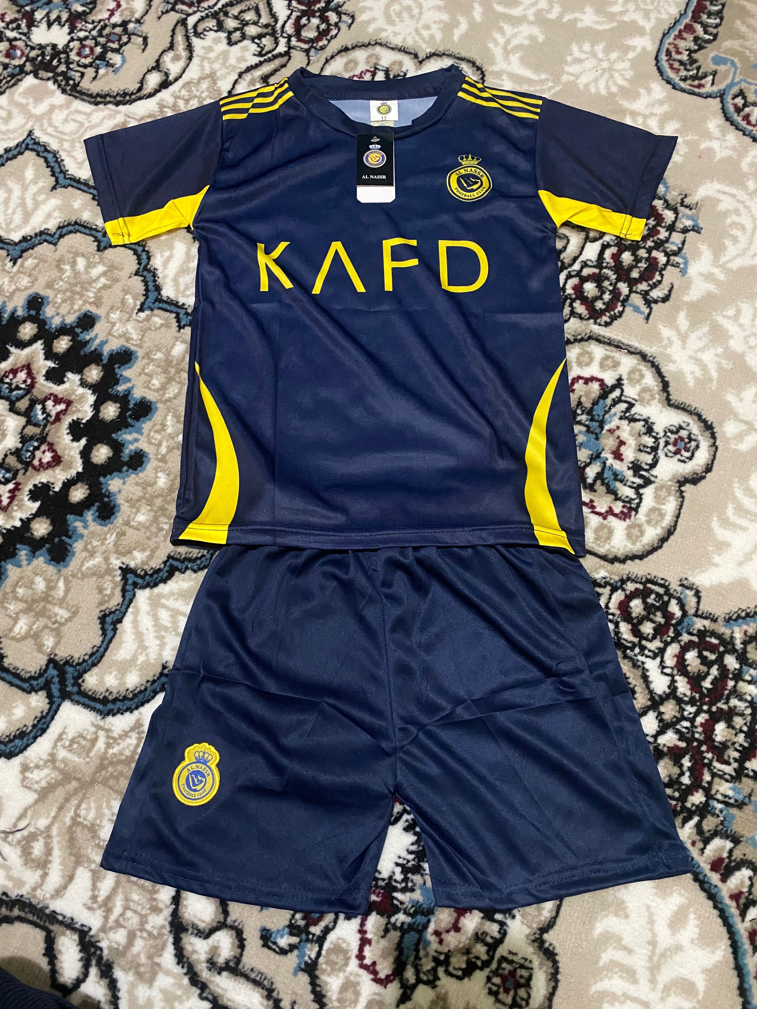 Sifatli kiyimlar