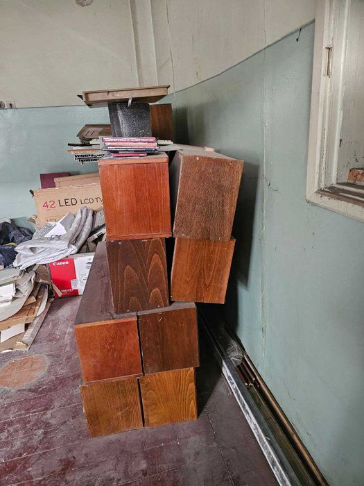 Книжные полки и др.мебель советского пр-ва