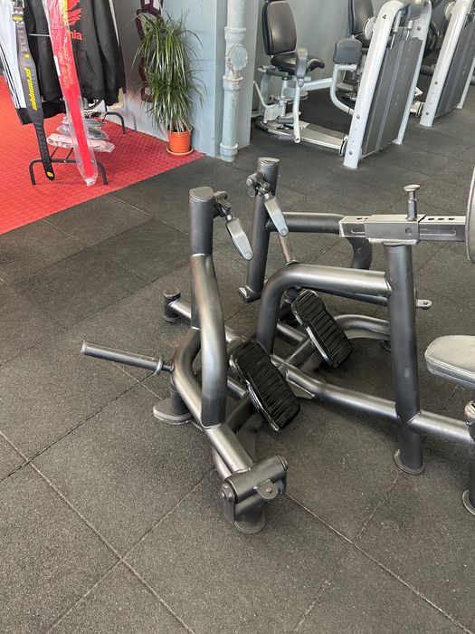 Vând aparat spate matrix