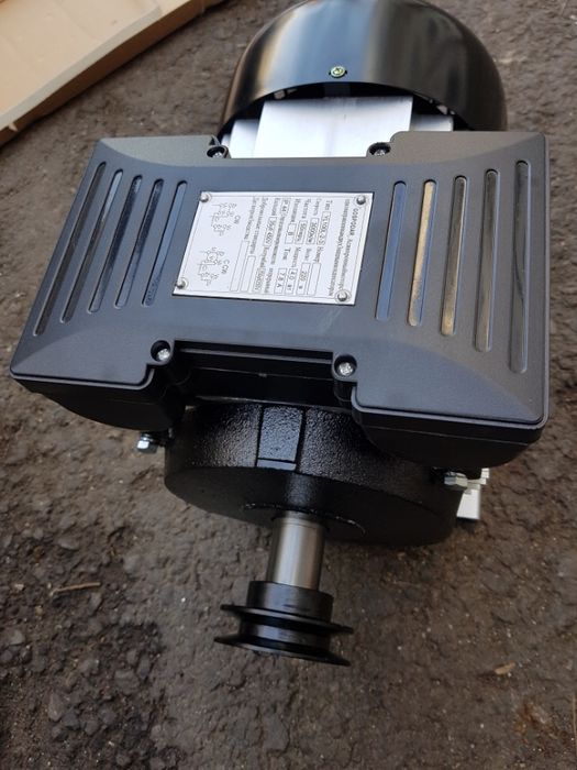 motoare electrice monofazate de 2.2kw-4kw bobinaj cupru,urgent!