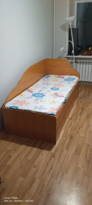 Продам Кровать 190*80