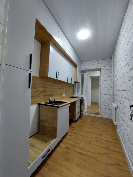 Продаю 2 ком квартира на 1 этаже 4 этажного дома. Тузель 1