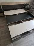 Продам двухспальную кровать 200×160, без матраса