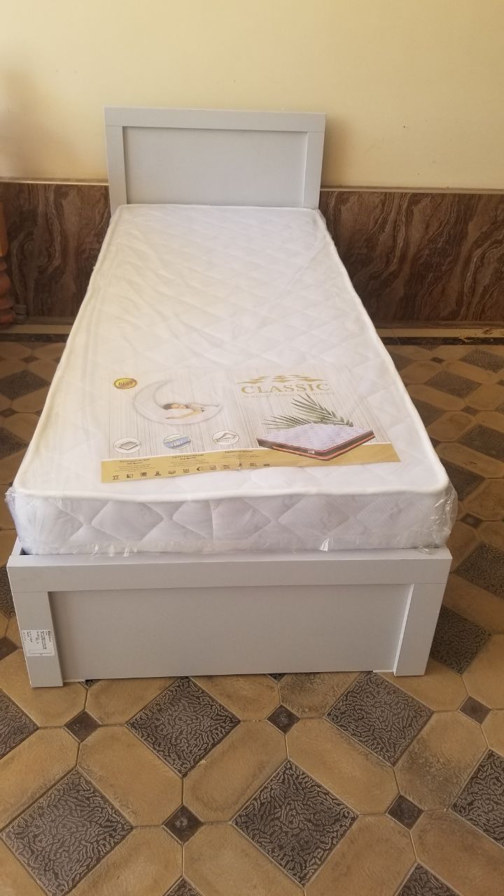 Кровать, ортопедические матрасы