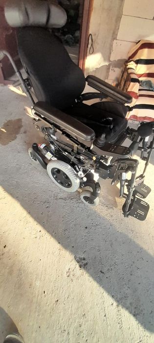 Cărucior  pentru persoane cu dizabilități