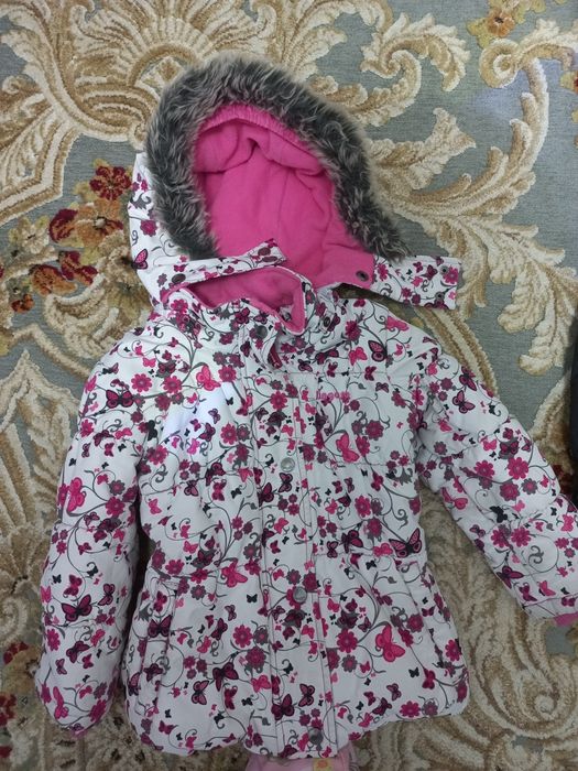 Зимняя куртка для девочек