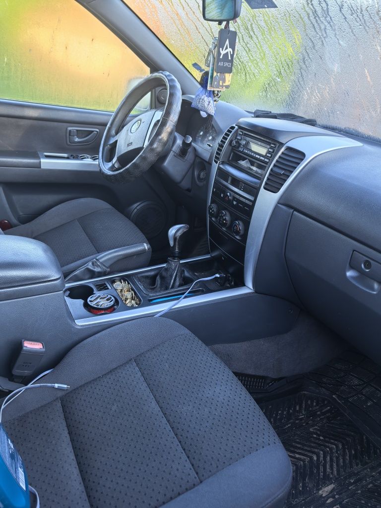 Киа соренто 2.5 дизел 140к.с 2001г