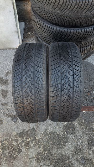 2 бр Зимни гуми 195 50 16