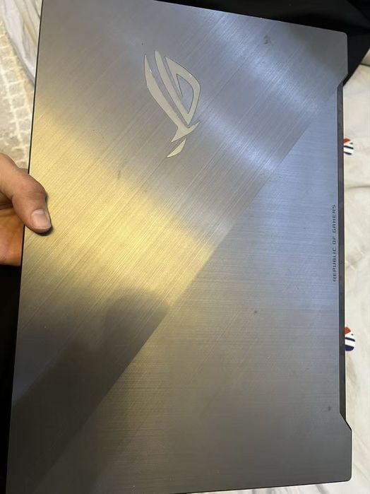 ROG  /i7-8750H/GTX 2070/144Hz