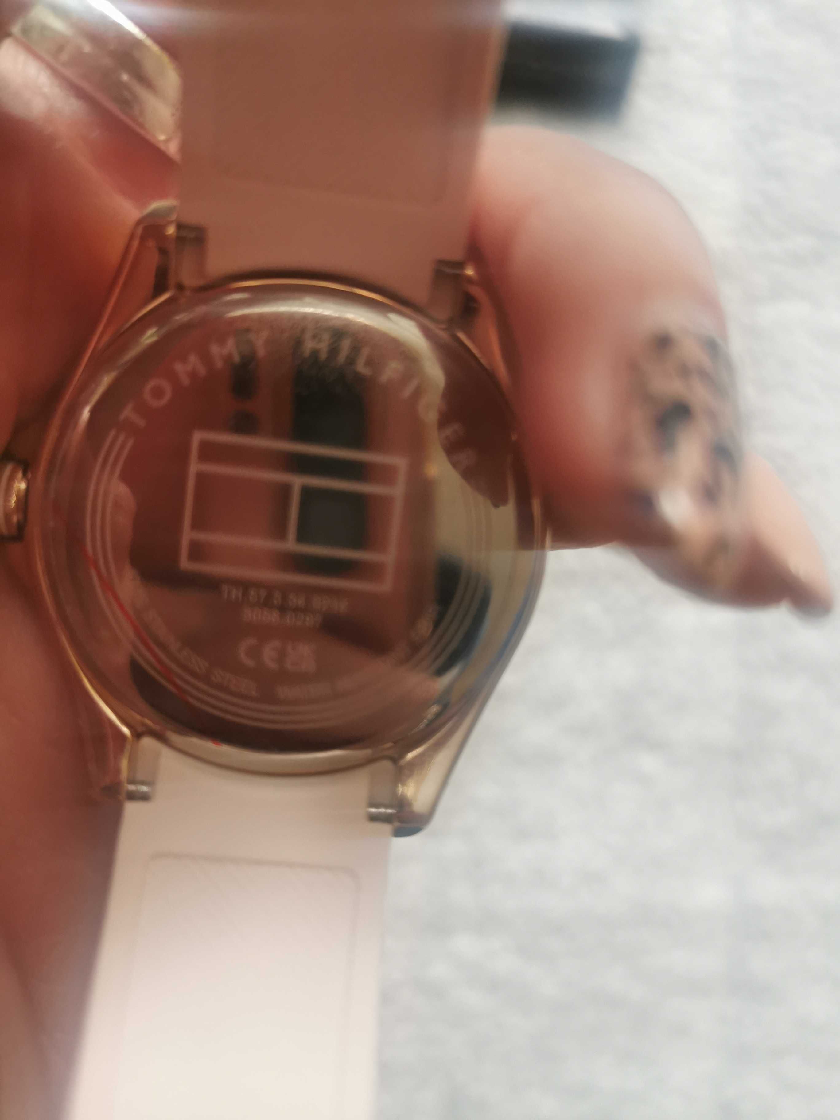 Нов оригинален дамски часовник Tommy Hilfiger