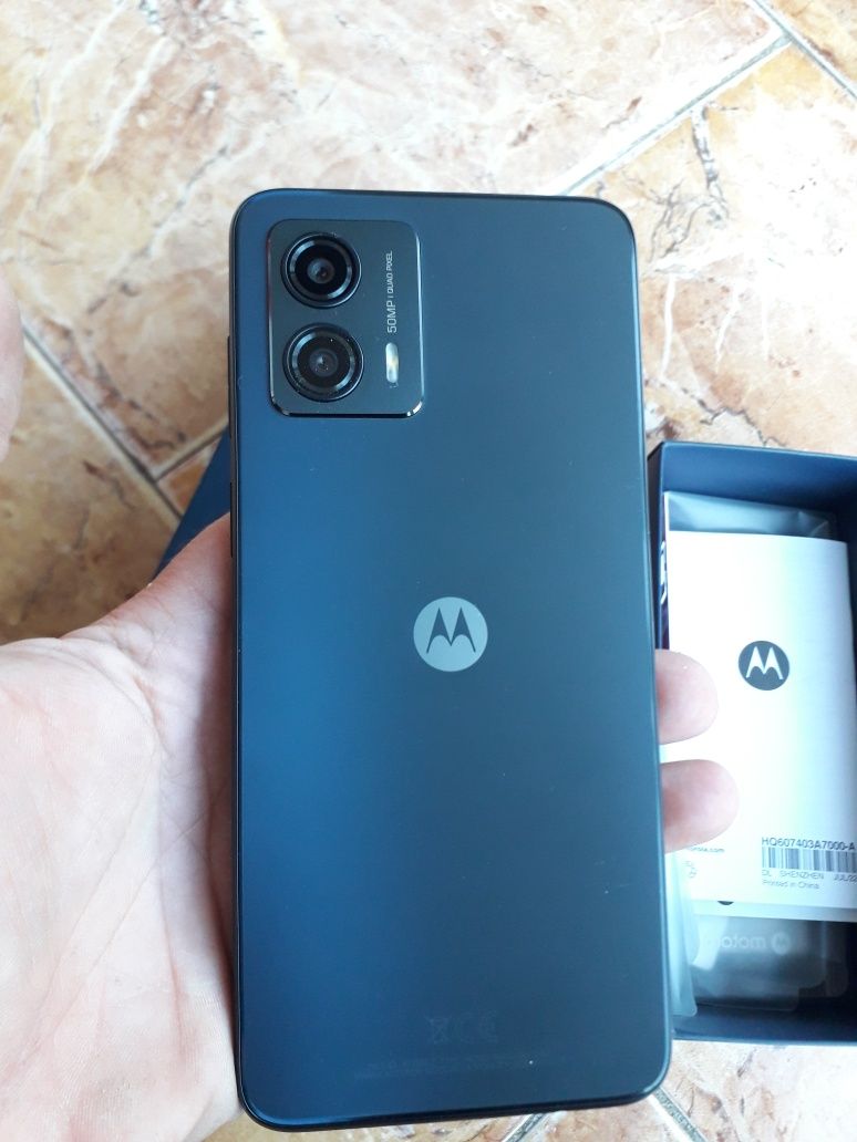 Vând smartphone Motorola g53