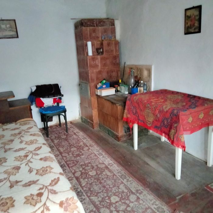 Casa 4 camere + teren 1444 mp ingradit