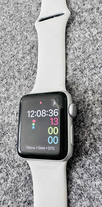 Часовник Apple watch 3 series Епъл уотч 38 мм 8 GB
