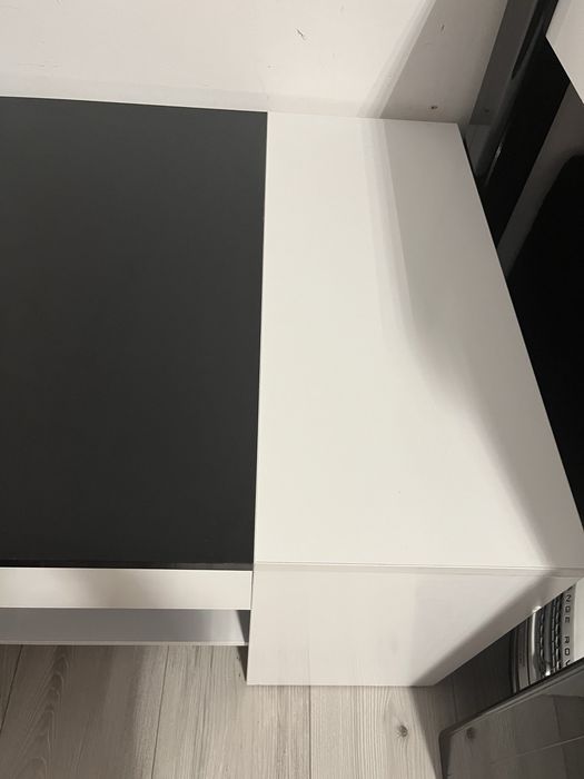 Vand masuta cafea alb cu negru