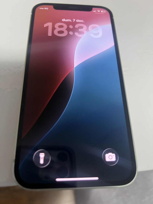 Vand sau schimb iphone 12  inpecabil