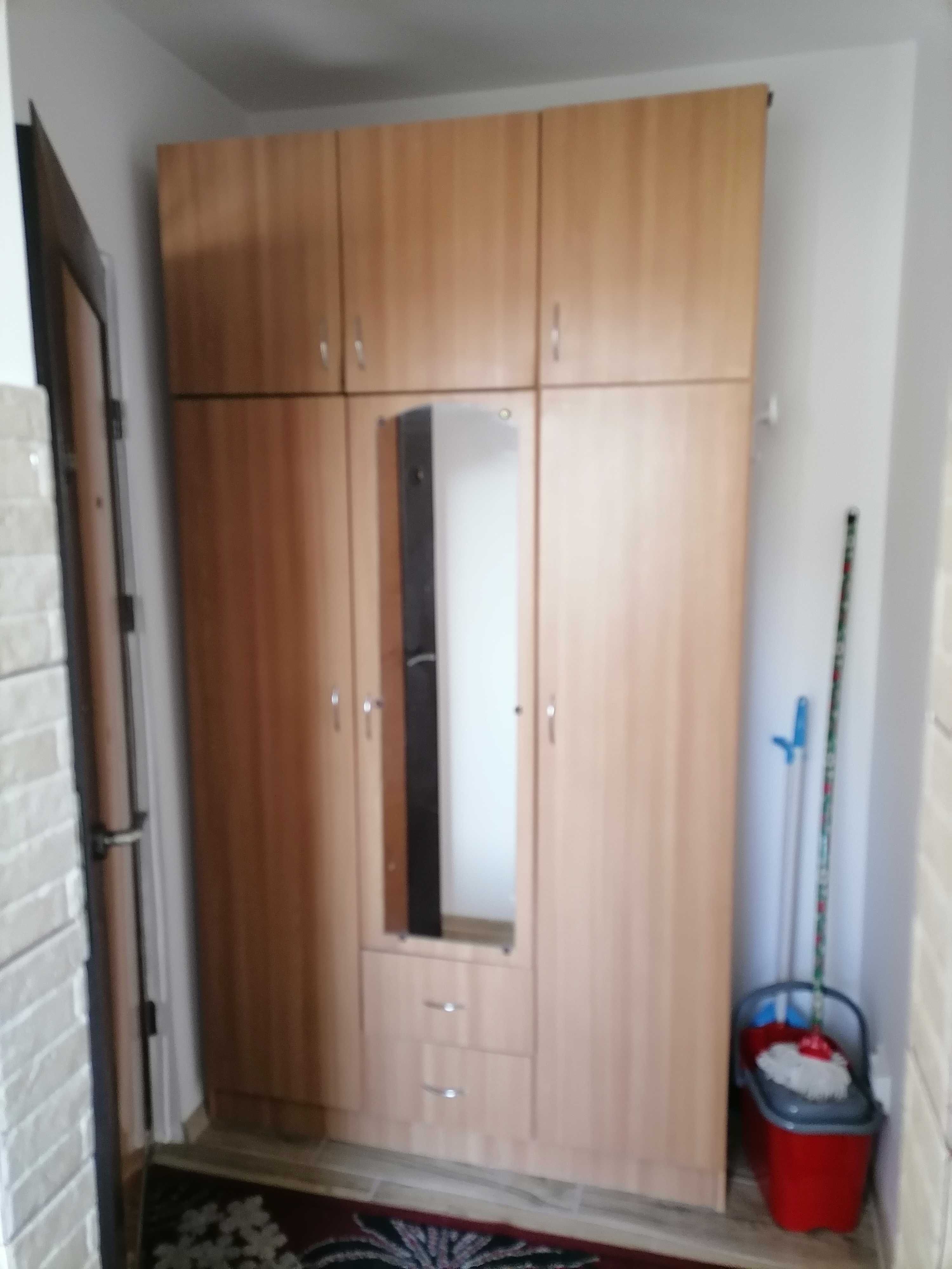 Inchiriez Camera Cămin