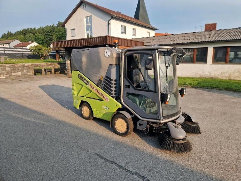 Automaturatoare aspirator stradal automaturatoare Moro Cocinela