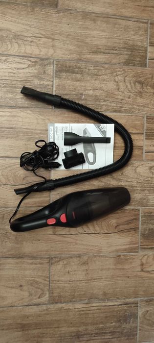Aspirator de masina la 12V