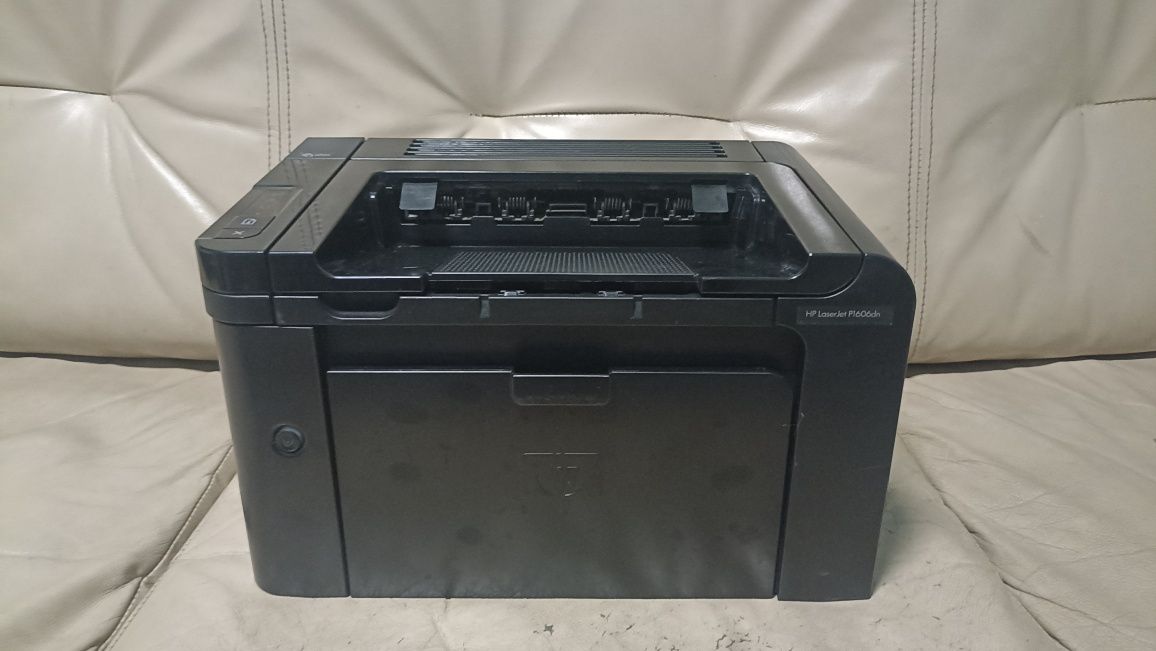 Принтер hp lj P1606dn