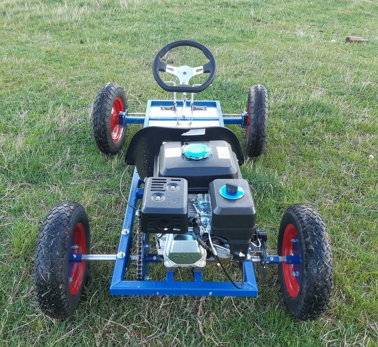 Go Kart cu motor pe benzina