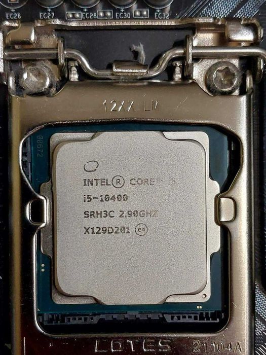 Intel i5 10400 + Medion B460H6 + 16GB Samsung 3200/2666