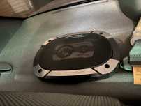 Pioneer kalonka usilitel sotiladi