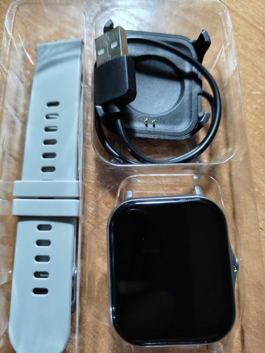 Продам новые смарт часы.