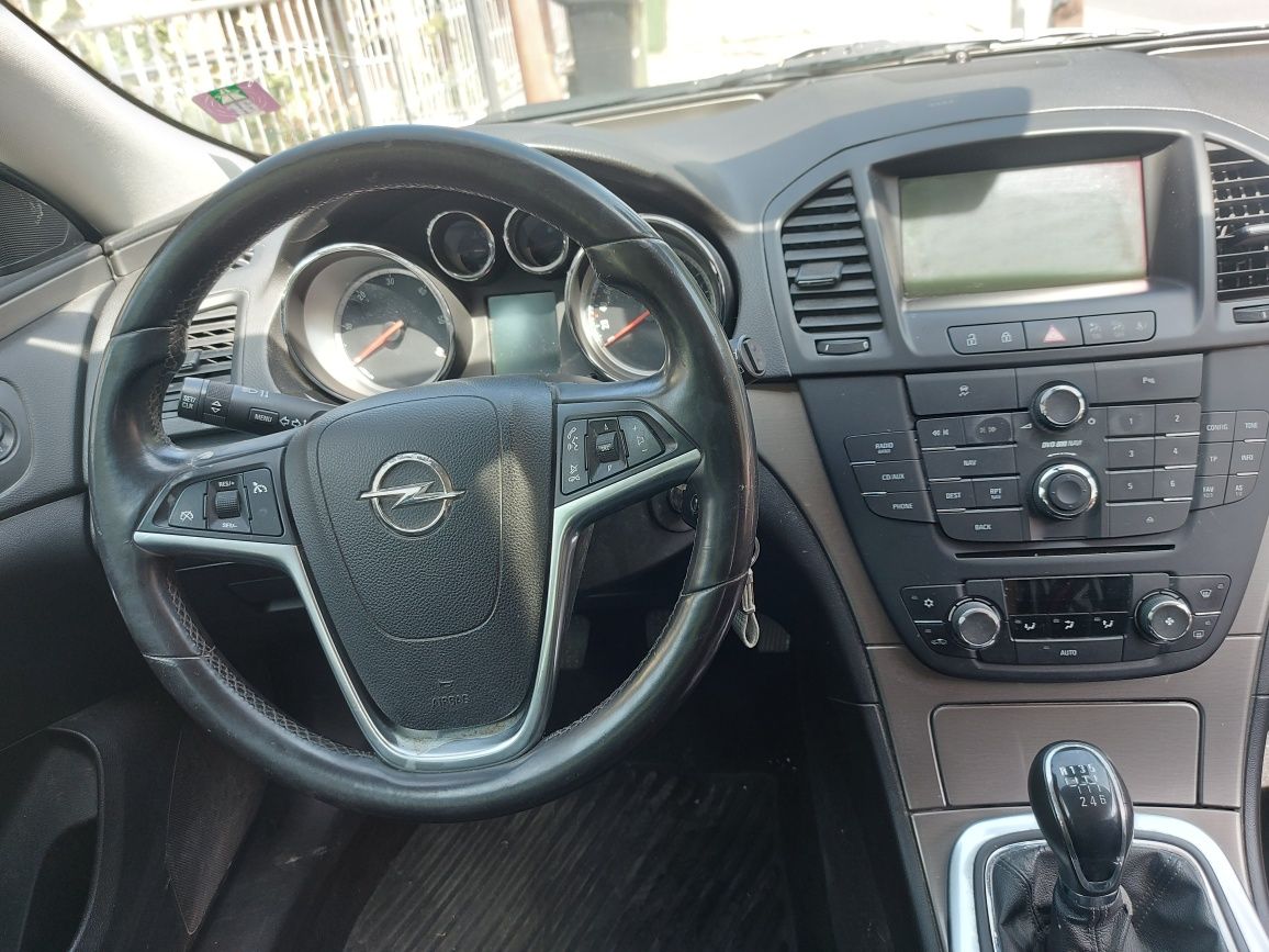 Опел Инсигния / Opel Insignia A 2.0CDTI НА ЧАСТИ