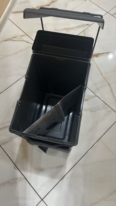 Кош за вграждане pelikan carrier