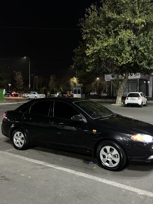 Ласети 1.8 жентра клинган