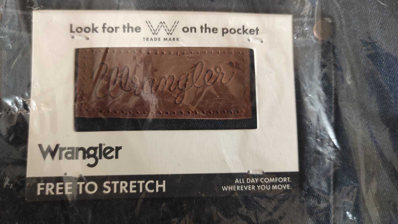 Дънки Wrangler Greensboro Тъмносин Straight Fit