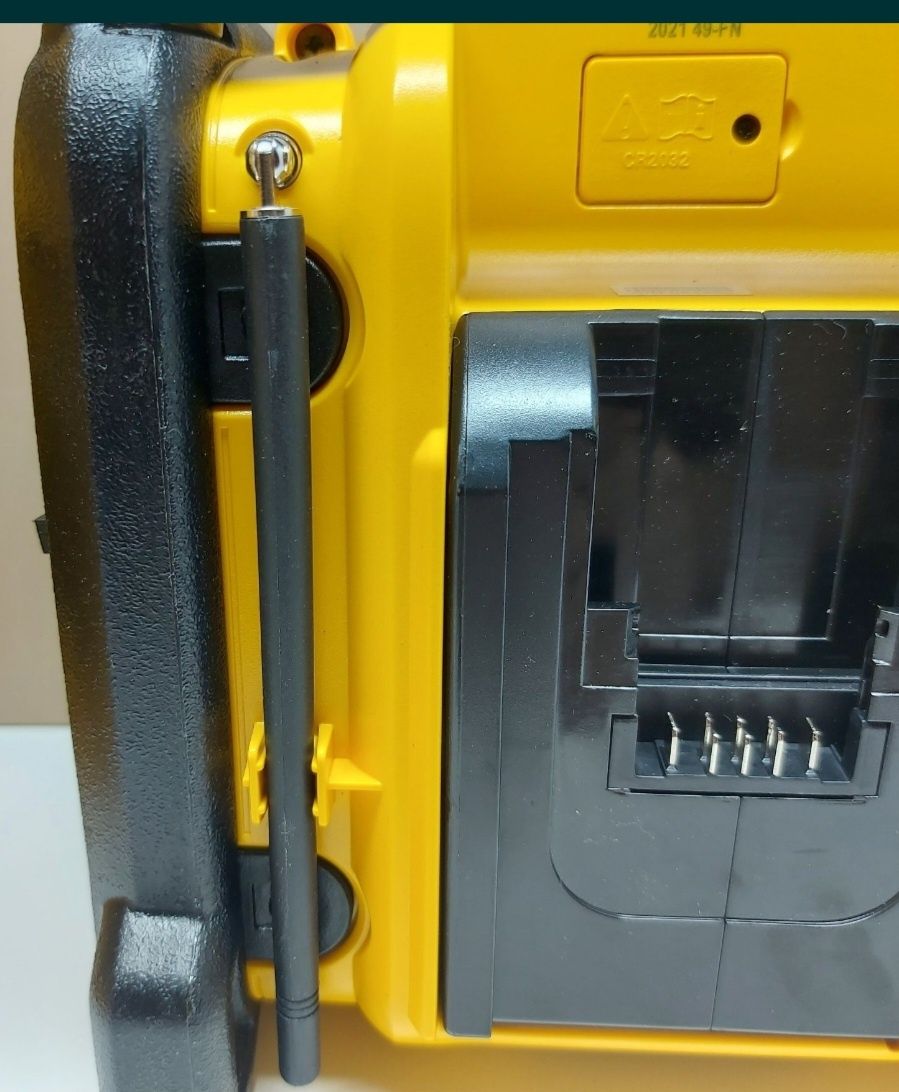 Ново Dewalt DCR019