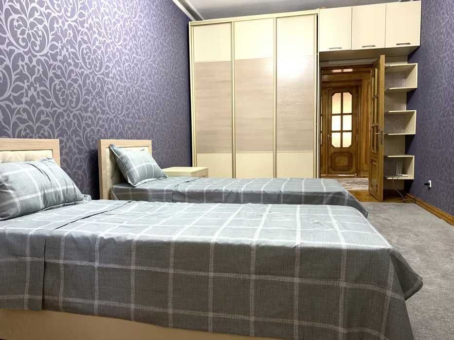 квартира в аренду!!! 3 ком 5 этаж Мирабад 172*