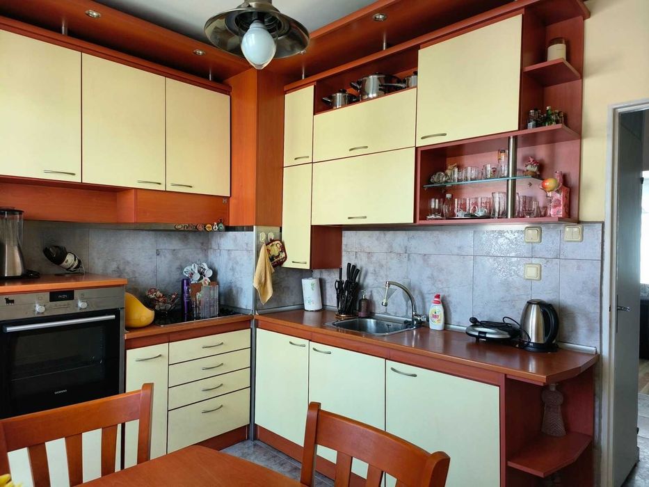 Дава се под наем Тристаен апартамент в София, Света Троица - 90 кв.м за 650 € - Снимка #6