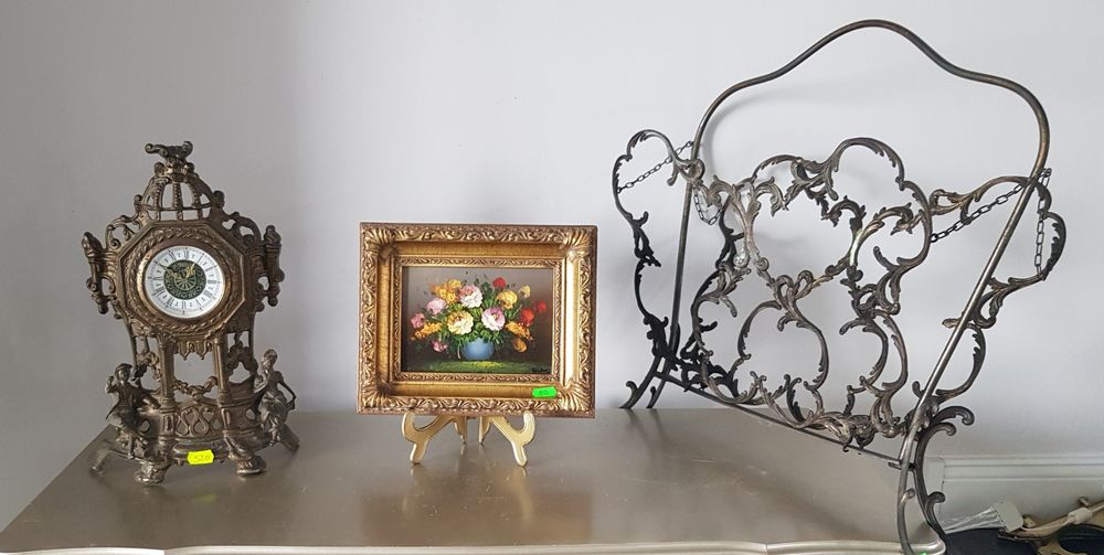 Ceas/suport vechi din bronz