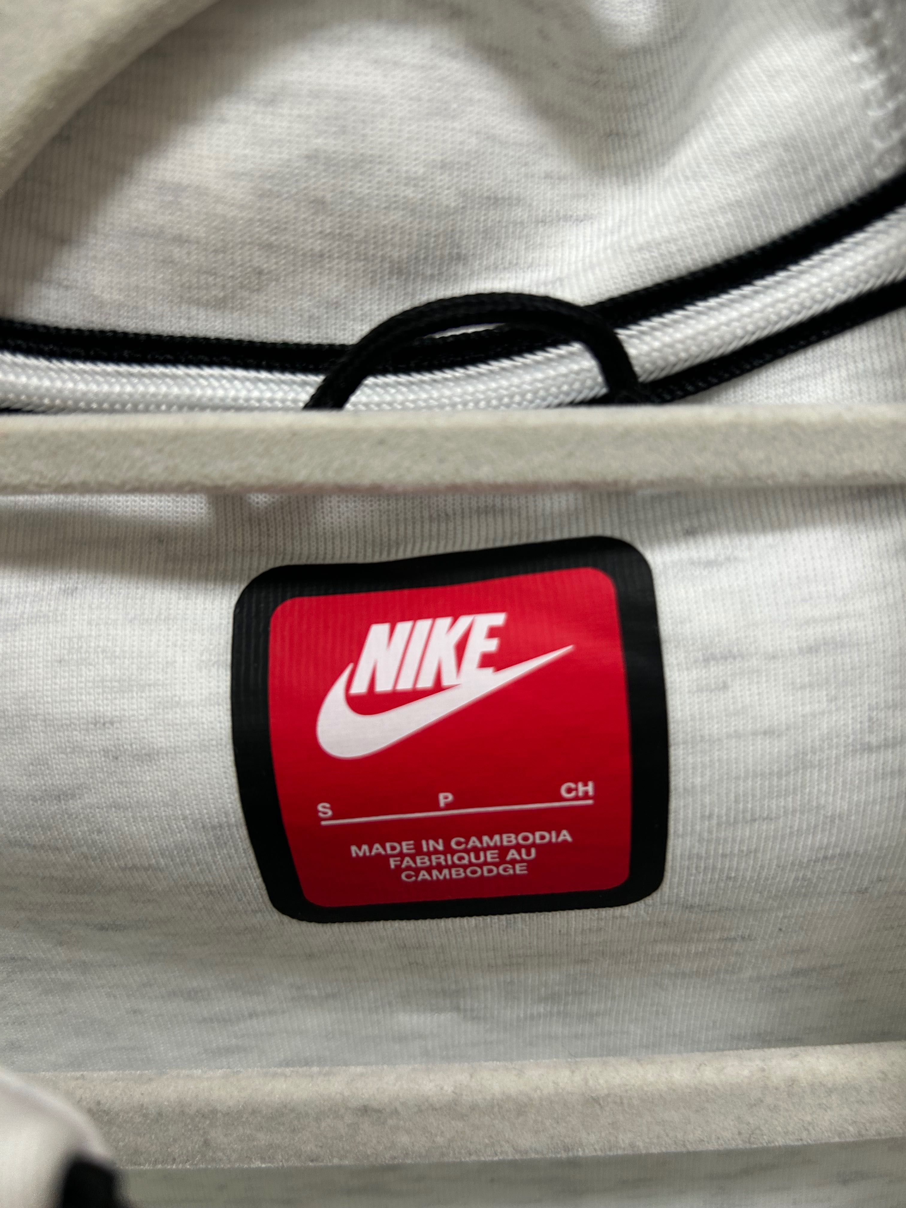 Nike thc flc.   Капиталови търговски дружества